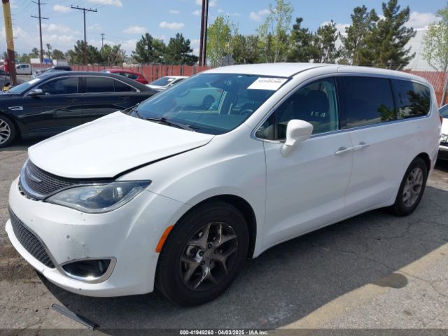 2C4RC1FG0KR629050 Chrysler Pacifica Touring Plus