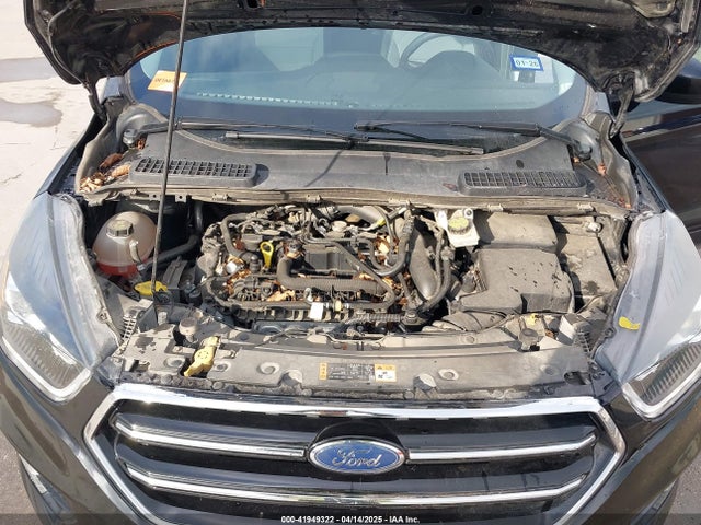 1FMCU0GD1KUA53503 Ford ESCAPE SE