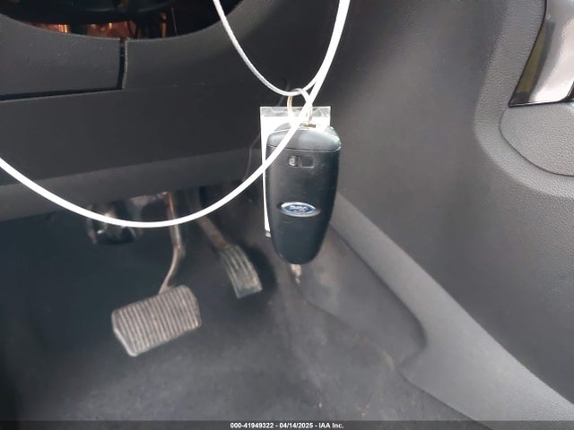 1FMCU0GD1KUA53503 Ford ESCAPE SE