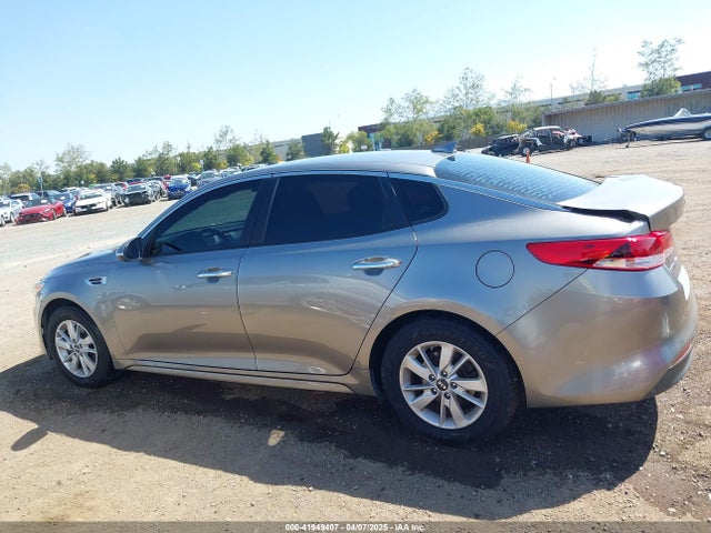 5XXGT4L39GG116566 KIA Optima Lx