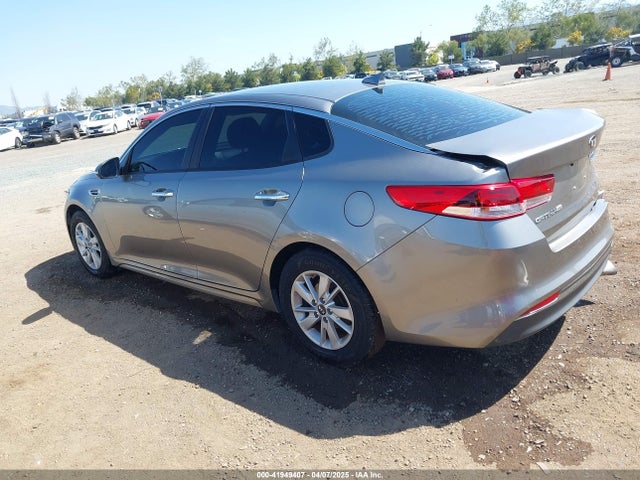 5XXGT4L39GG116566 KIA Optima Lx