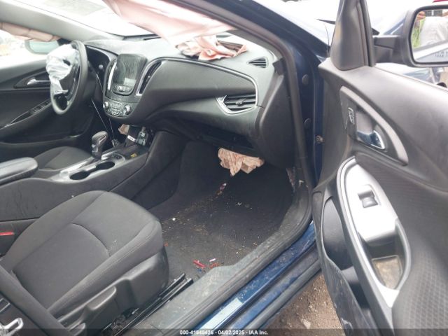 1G1ZD5STXMF012314 Chevrolet Malibu Fwd Lt