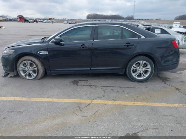 1FAHP2D81JG133357 Ford TAURUS SE