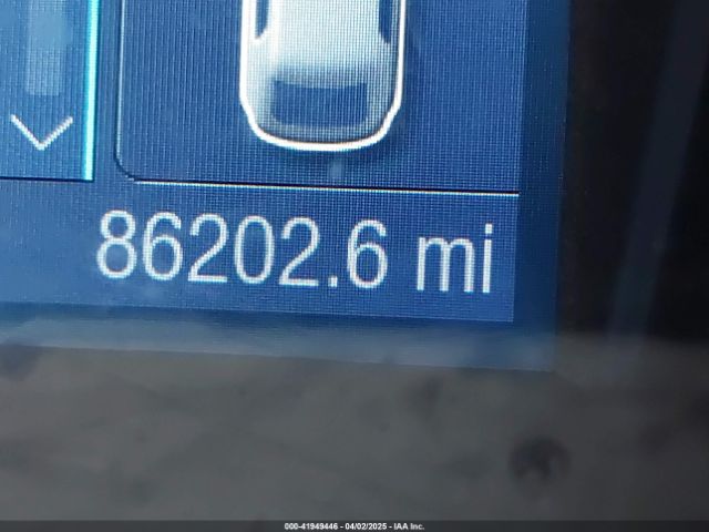 1FAHP2D81JG133357 Ford TAURUS SE