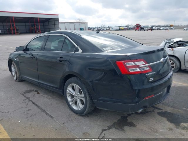1FAHP2D81JG133357 Ford TAURUS SE