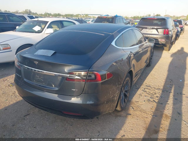 2017 TESLA MODEL S 5YJSA1E14HF228514 Photo 3