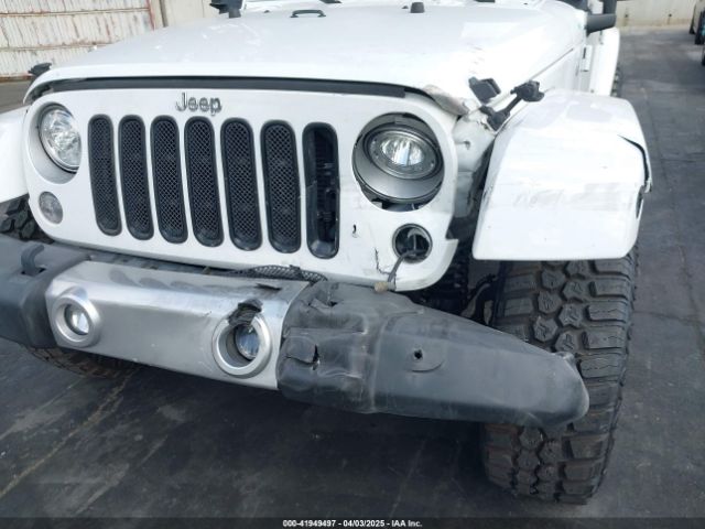 1C4BJWEG1JL889292 Jeep Wrangler Jk Unlimited Sahara 4x4