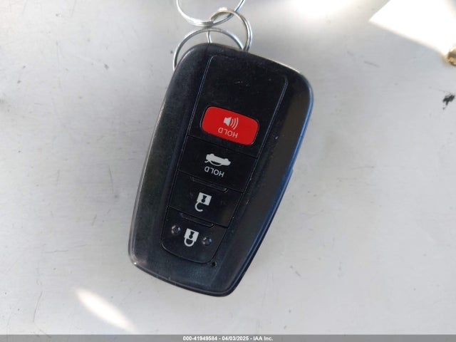 Toyota Corolla Hybrid Le 2021 JTDEAMDEXMJ002757 Image 11