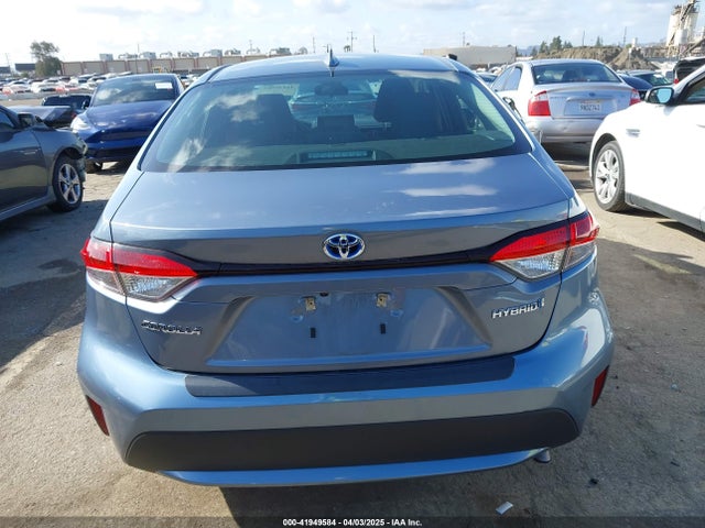 Toyota Corolla Hybrid Le 2021 JTDEAMDEXMJ002757 Image 17