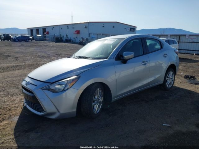 3MYDLBYV8JY328229 Toyota YARIS IA