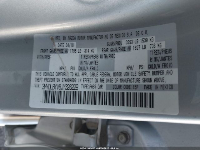 3MYDLBYV8JY328229 Toyota YARIS IA