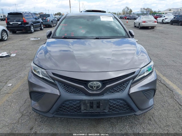 4T1B11HK1JU515810 Toyota CAMRY SE