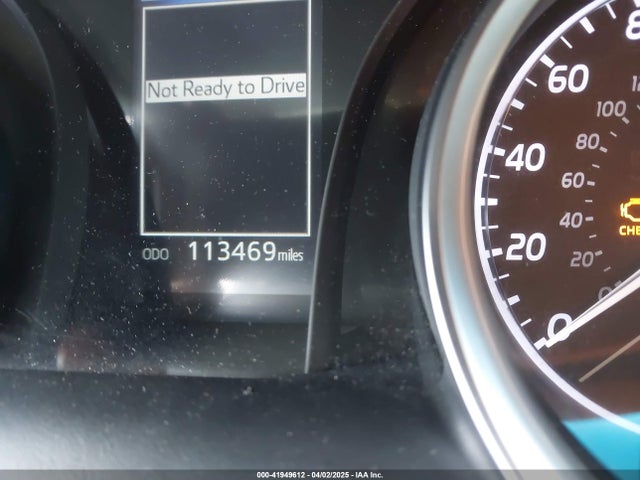 4T1B11HK1JU515810 Toyota CAMRY SE