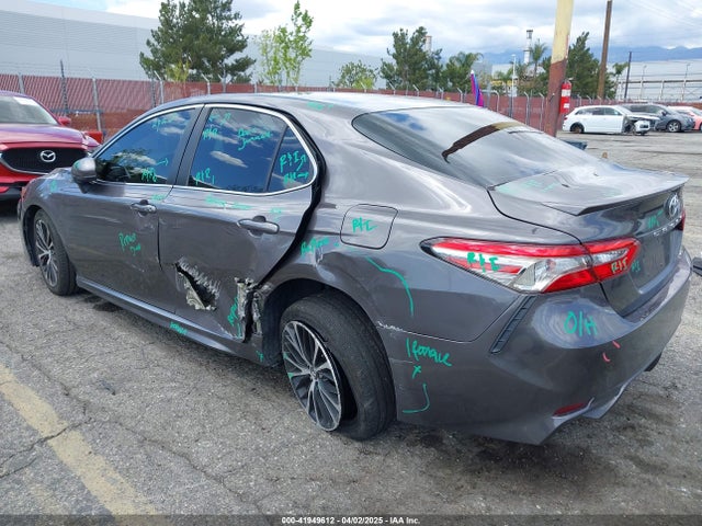4T1B11HK1JU515810 Toyota CAMRY SE