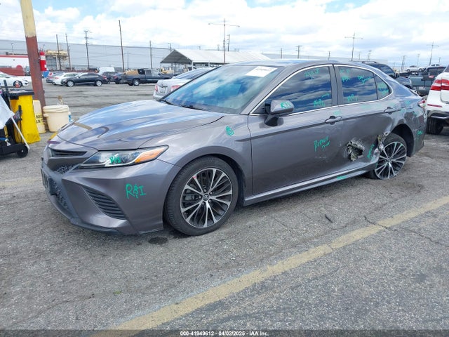 4T1B11HK1JU515810 Toyota CAMRY SE