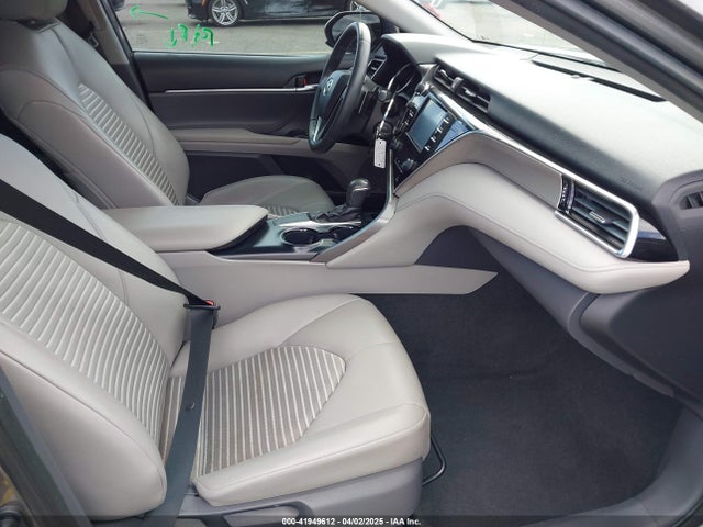 4T1B11HK1JU515810 Toyota CAMRY SE
