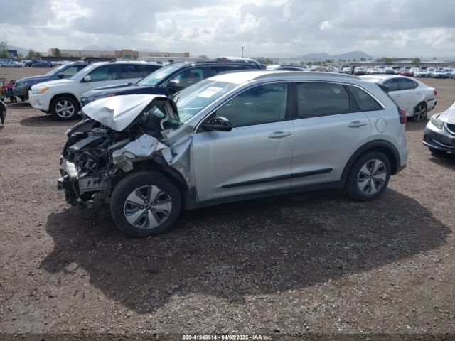KNDCB3LC0L5371441 KIA NIRO LX