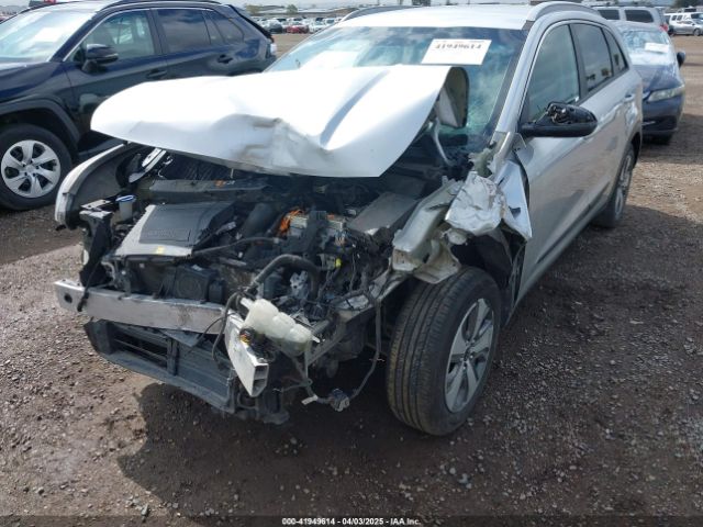 KNDCB3LC0L5371441 KIA NIRO LX