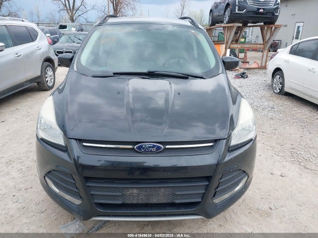 1FMCU0GX3EUB25493 Ford ESCAPE SE