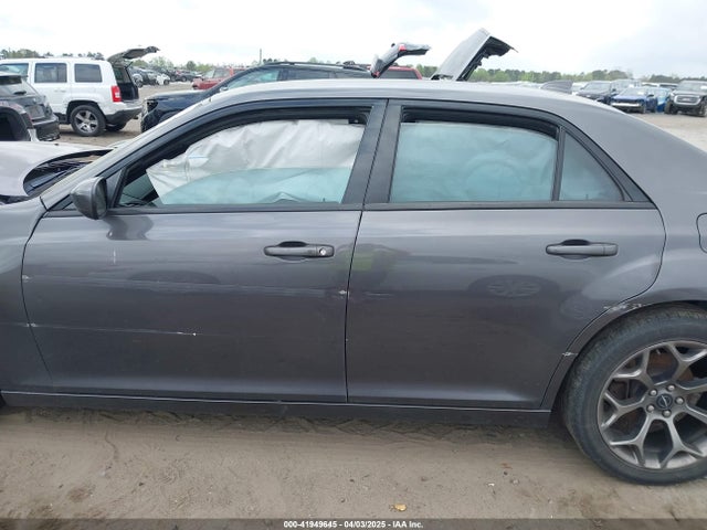 Chrysler 300 300s 2015 2C3CCABG8FH876103 Image 13