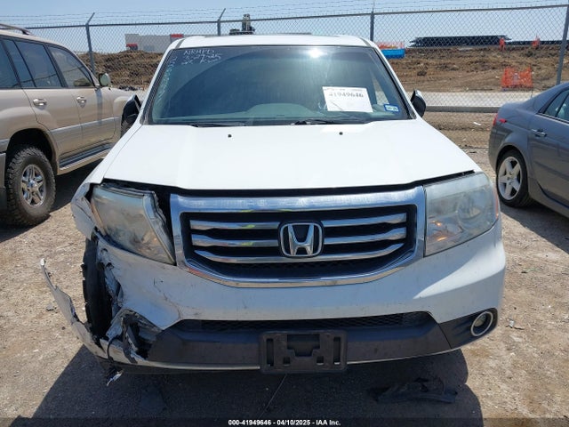 5FNYF3H33FB005141 Honda PILOT SE