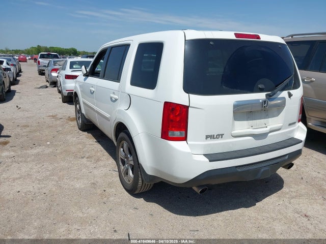 5FNYF3H33FB005141 Honda PILOT SE