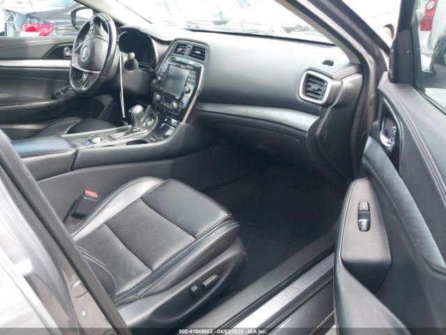 1N4AA6AP5JC373329 Nissan Maxima 3.5 Sl