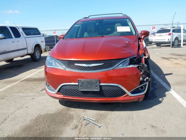 2C4RC1EG7JR158725 Chrysler Pacifica Touring L Plus