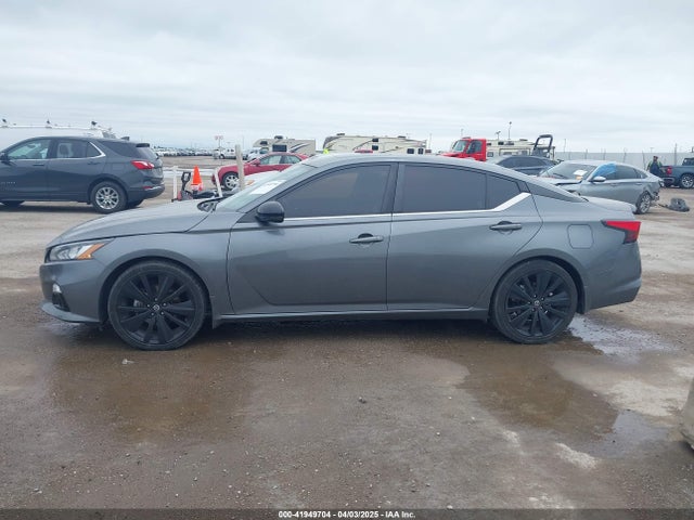 1N4BL4CV2NN325196 Nissan Altima Sr Fwd