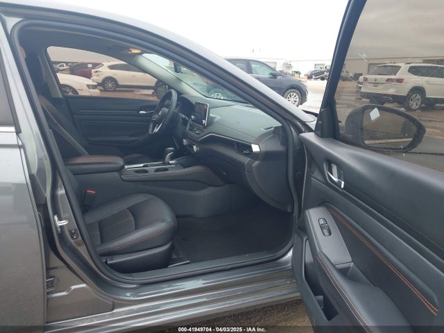 1N4BL4CV2NN325196 Nissan Altima Sr Fwd