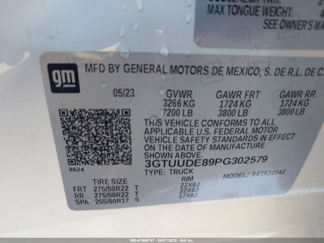 3GTUUDE89PG302579 GMC Sierra 1500 4wd  Short Box Slt