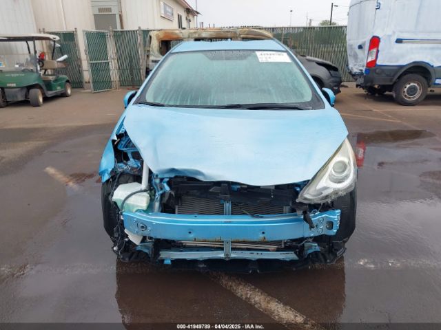 JTDKDTB37F1109905 Toyota Prius C Four/one/three/two