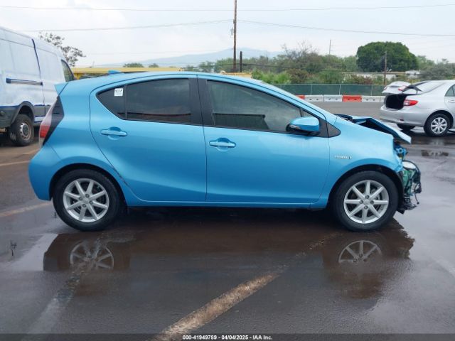JTDKDTB37F1109905 Toyota Prius C Four/one/three/two