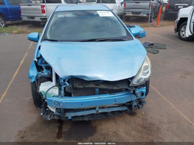 JTDKDTB37F1109905 Toyota Prius C Four/one/three/two