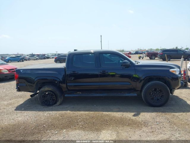 5TFAX5GN5JX126118 Toyota Tacoma Sr