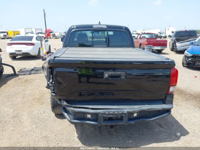 5TFAX5GN5JX126118 Toyota Tacoma Sr