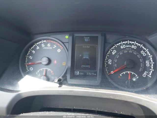 5TFAX5GN5JX126118 Toyota Tacoma Sr