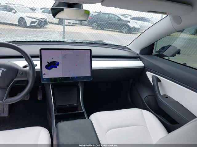 2019 TESLA MODEL 3 5YJ3E1EA7KF314853 Photo 4