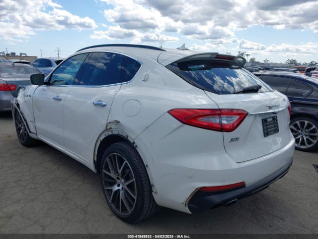 ZN661YUS1KX318915 Maserati Levante S Gransport