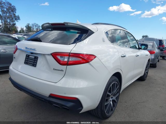 ZN661YUS1KX318915 Maserati Levante S Gransport