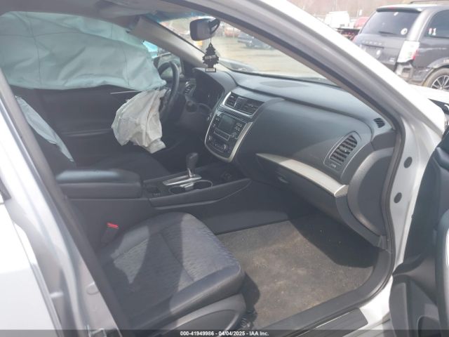 2017 NISSAN ALTIMA 1N4AL3AP3HC250163 Photo 4