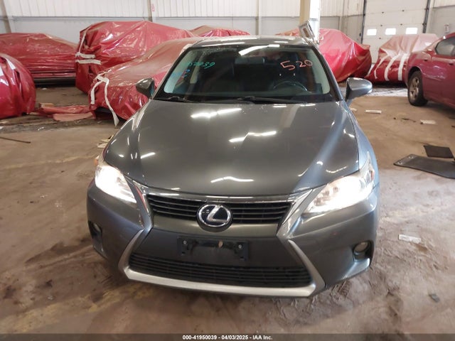 JTHKD5BH6E2189390 Lexus CT 200H