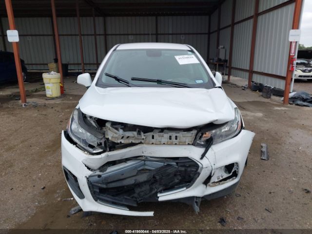 3GNCJKSB0KL388834 Chevrolet TRAX LS