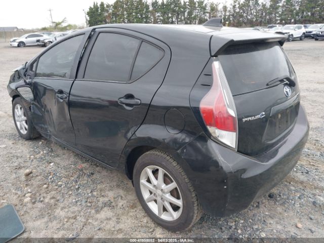 JTDKDTB32F1576858 Toyota Prius C Three
