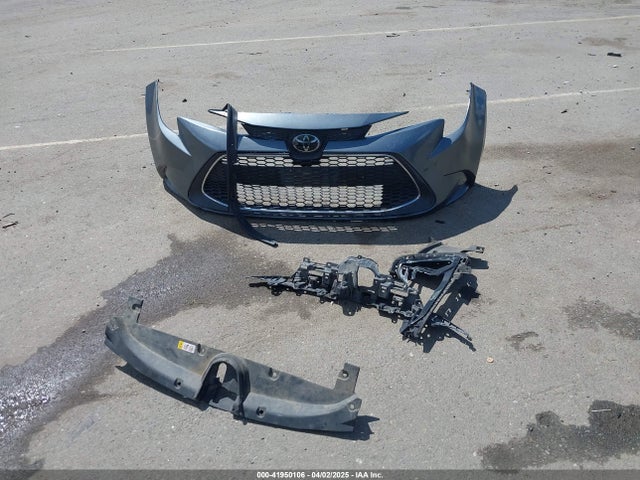 JTDEPRAE9LJ059093 Toyota COROLLA LE