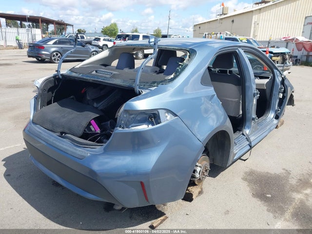 JTDEPRAE9LJ059093 Toyota COROLLA LE