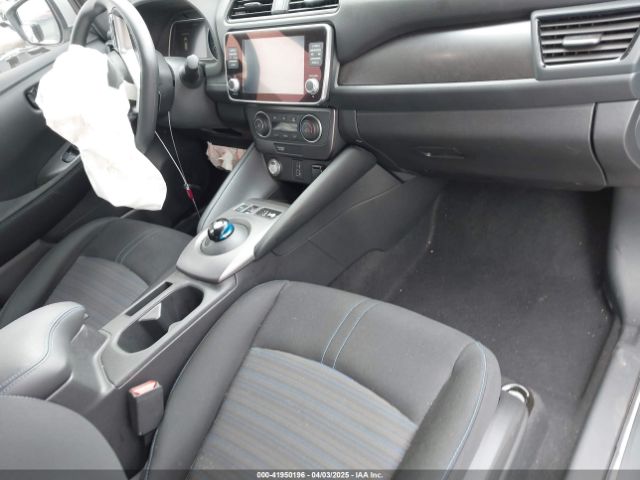 2024 NISSAN LEAF 1N4AZ1BV2RC551573 Photo 4