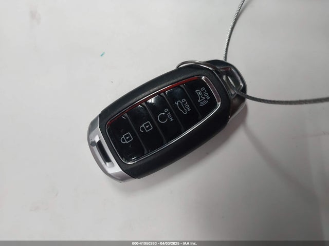 5NPLN4AG1NH057917 Hyundai ELANTRA SEL
