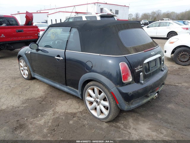 2006 MINI COOPER S WMWRH33536TL93425 Photo 2