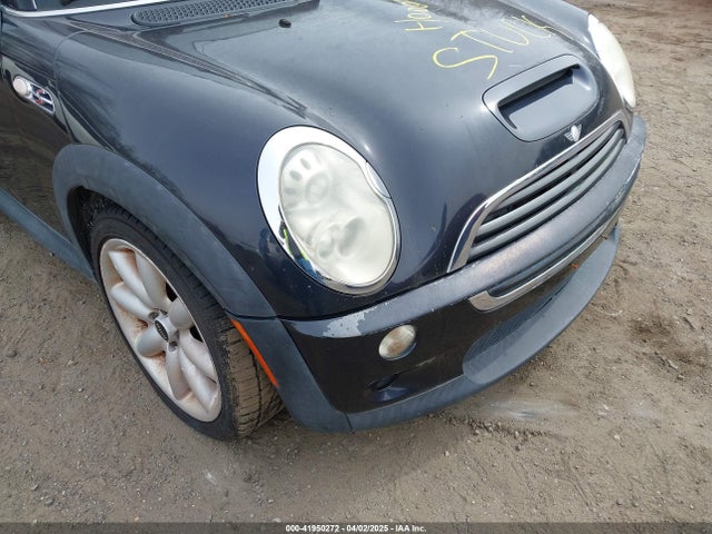 2006 MINI COOPER S WMWRH33536TL93425 Photo 5